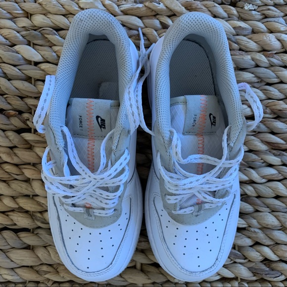 Nike Air Force 1 07 LV8 ‘Orange Swoosh’ Toddler Sneakers, Size 1.5Y - Picture 7 of 10